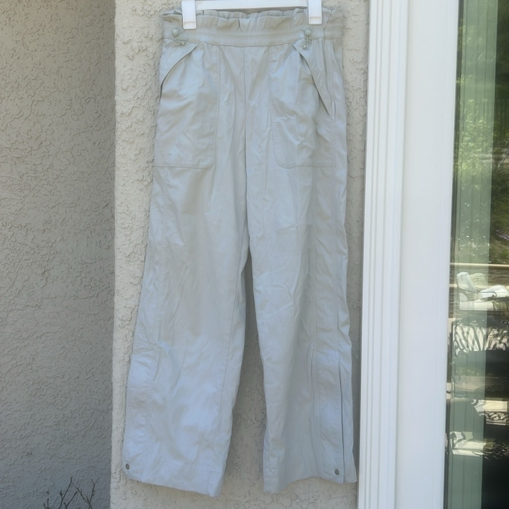 Athleta Trekkie High Rise Parachute Hiking Pant Green Celadon Women's Size 8 - Picture 2 of 13